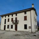 Abitazione tipica tricamere in vendita a Gemona del Friuli