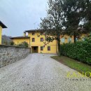 Villa indipendente plurilocale in vendita a Gorizia