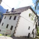 Abitazione tipica pluricamere in vendita a Prato